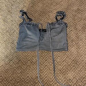 Prettylittlething top